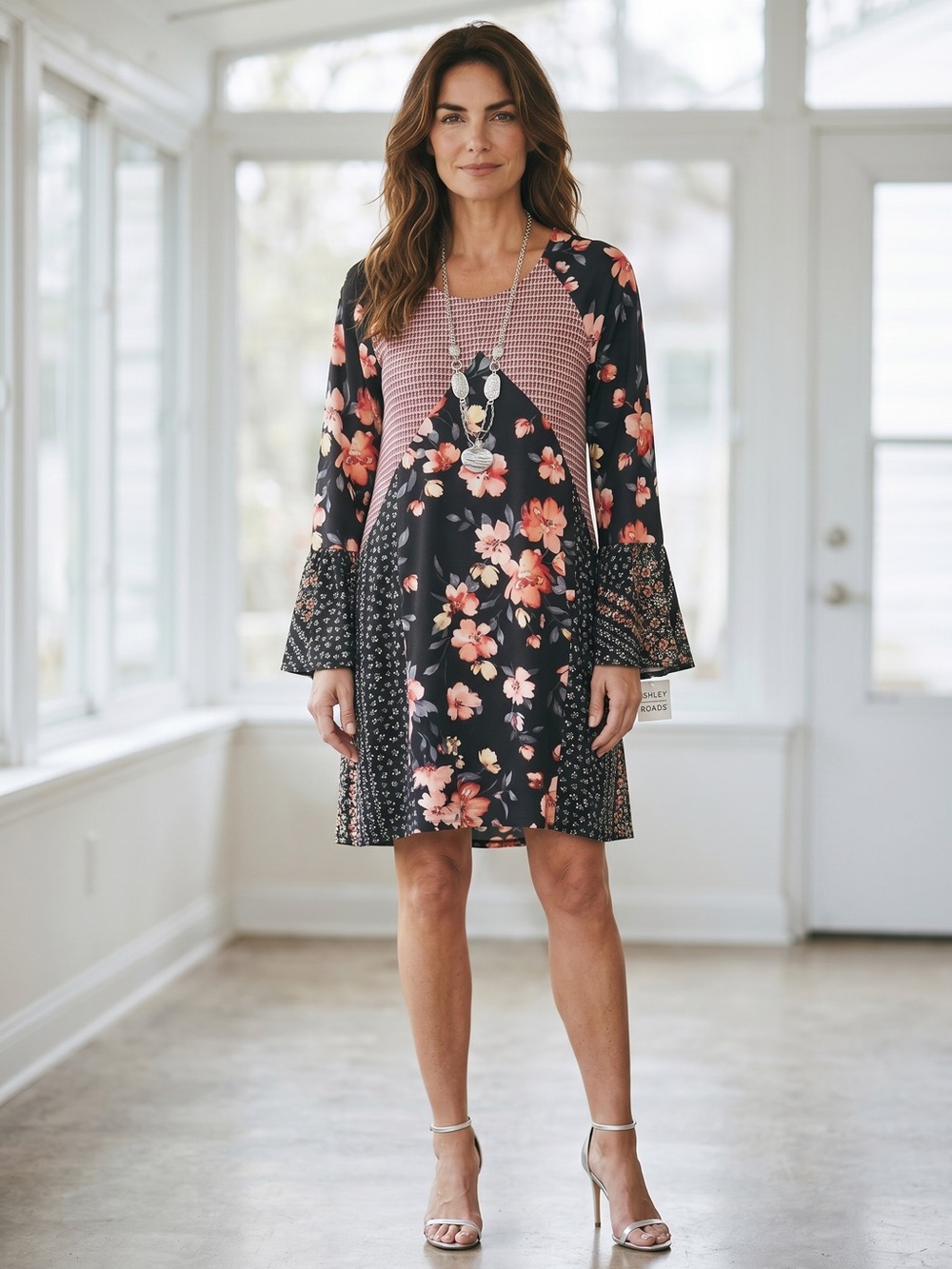 NWT | Sugarfox | Bohemian Flowy Floral Dress | Size Small - Picture 1 of 10